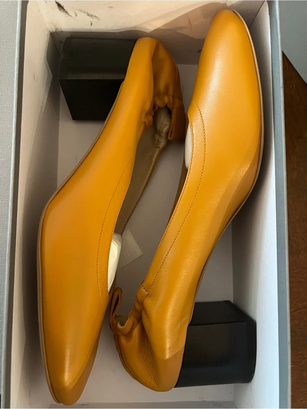 Everlane The Day Heel Mustard Yellow Italian Leather Pumps Size 10 New in box - Picture 2 of 9
